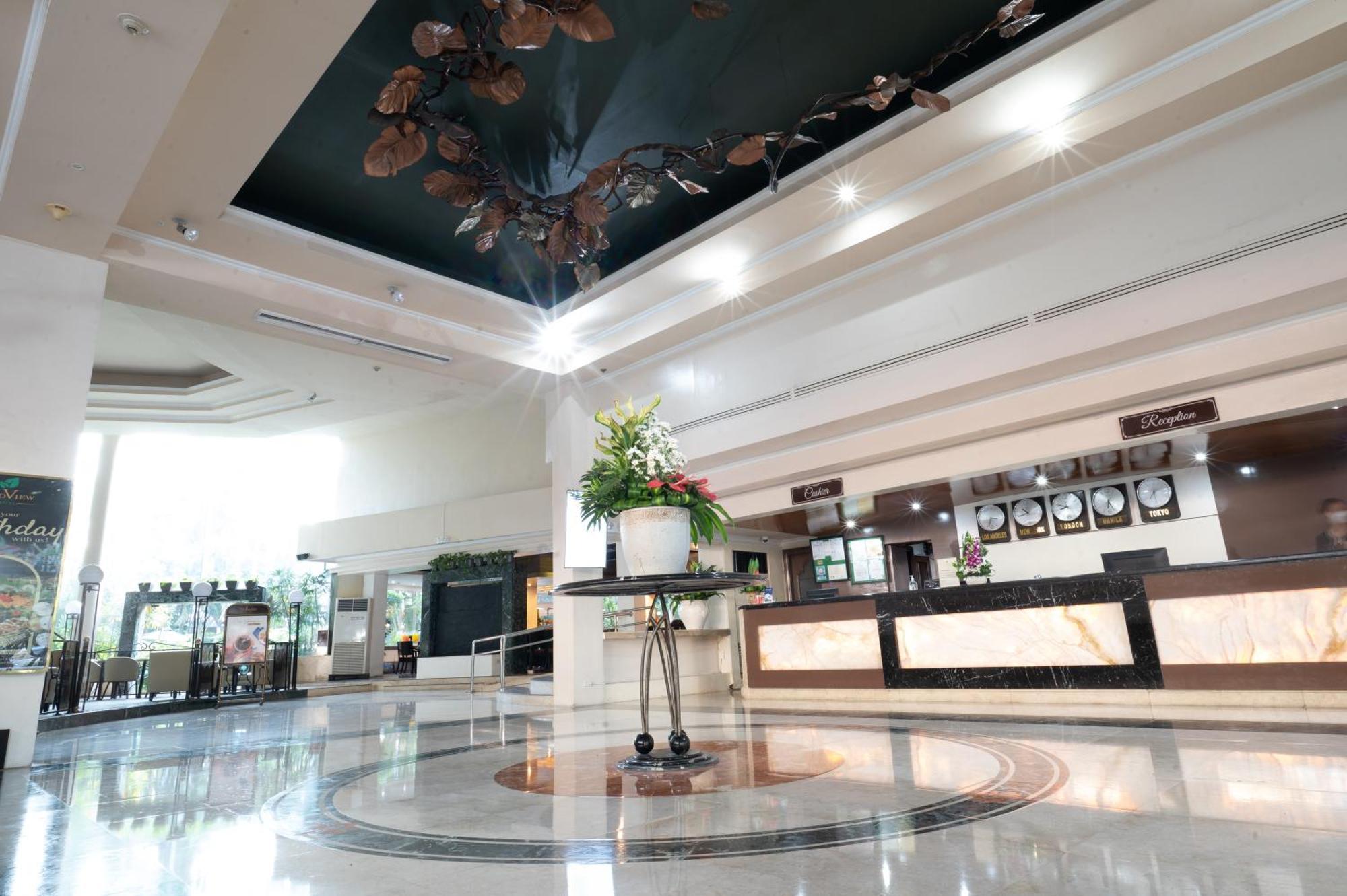 The Apo View Hotel Davao Exterior foto